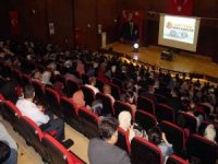 Yazar Hayati İnanç, Diyarbakır'da eğitimcilerle buluştu