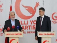 Yapıcıoğlu'ndan Milli Yol Partisi'ne "Hayırlı olsun" ziyareti