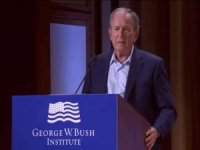 Eski ABD Başkanı Bush Irak işgaline ilişkin bilinçaltını yansıttı!