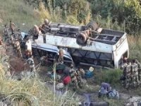 Hint askerlerini taşıyan otobüs devrildi: 7 ölü