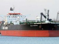 İran Yunanistan'a ait iki petrol tankerini alıkoydu