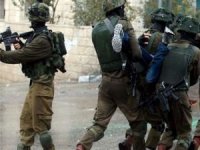 Siyonist işgalciler, Batı Şeria'da 3 Filistinliyi yaraladı