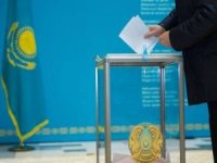 Kazakistan'da referandum olaysız geçti