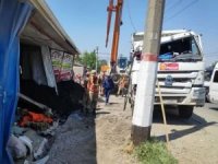 Kırgızistan'da kamyon yayalara çarptı: 6 ölü