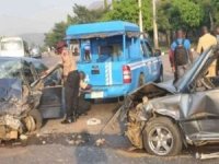Nijerya'da iki otomobil çarpıştı: 10 ölü