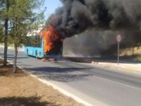 Diyarbakır'da belediye otobüsü yandı: Yolcular canlarını zor kurtardı