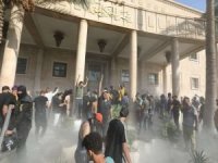 Irak'taki protestolarda ölenlerin sayısı 20'e yükseldi