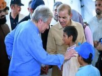 BM Genel Sekreteri Guterres, Pakistan’da selden etkilenen bölgeleri ziyaret etti