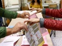 İtalya'da genel seçimler başladı