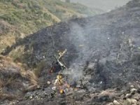 İtalya'da yangın söndürme uçağı düştü: 2 ölü