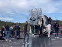 Anadolu Otoyolu'nda yolcu otobüsü devrildi: 3 ölü 16 yaralı
