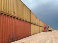 ABD-Meksika sınırına konteynerden duvar