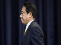Japonya İçişleri Bakanı istifa etti