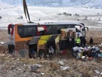 Bakan Koca'dan Afyonkarahisar'daki kazada yaralanan kişiler hakkında açıklama