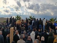 Adıyaman'daki depremde hayatını kaybeden Mardinli 6 kişilik aile toprağa verildi