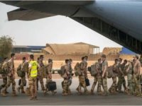 Fransa askerlerini Burkina Faso'dan çekti