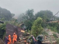 Endonezya'da heyelan: 10 ölü