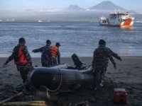 Endonezya'da bot battı: 11 ölü