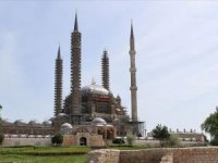 Selimiye Camisi'nin ana kubbe aleminin montajı tamamlandı