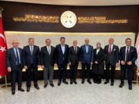 Milletvekili Ferhat Nasıroğlu, Hazine ve Maliye Bakanlığı'nda gerçekleşen devir teslim törenine katıldı