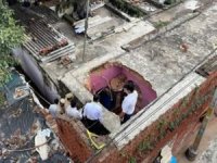 Hindistan'da bir ev çöktü: 5 ölü