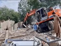 Pakistan'da ikinci canlı bomba saldırısı camide düzenlendi: 4 ölü çok sayıda yaralı