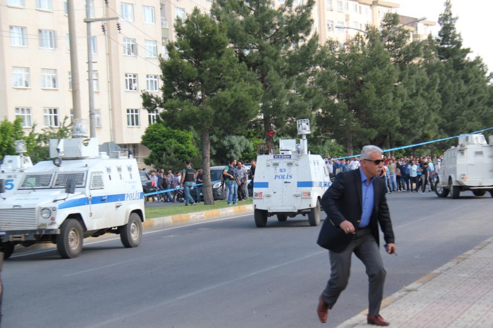 Diyarbakır’da büyük patlama oldu 15