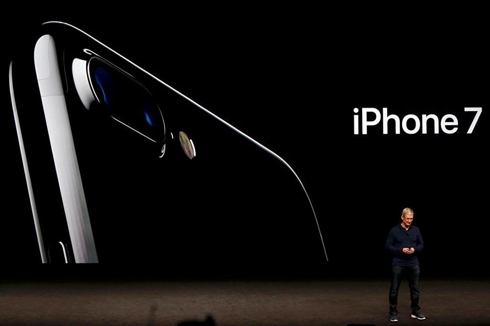 Apple iPhone 7'yi tanıttı 1