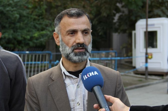 Mahkemede sanıklar rollerini oynuyor 4