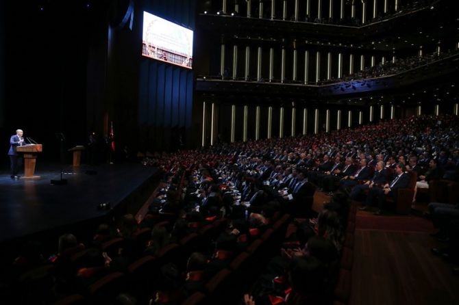 Cumhurbaşkanı Erdoğan: "15 Temmuz ilk darbe girişimleri değil!" 9