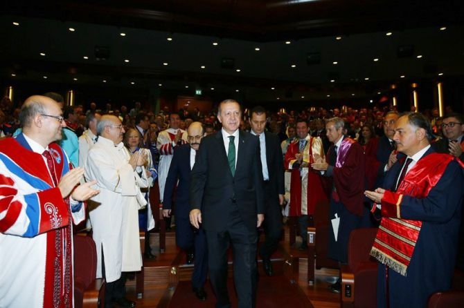 Cumhurbaşkanı Erdoğan: "Üniversiteleri topluma değer katan kurumlar yapa 1