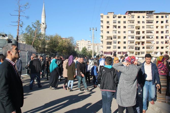 Bombalı saldırıya Diyarbakırlıların tepkisi dinmiyor! 1