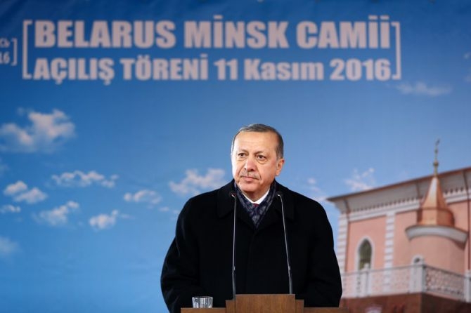 Cumhurbaşkanı Erdoğan Minsk Camisi'nin açılış töreninde 2