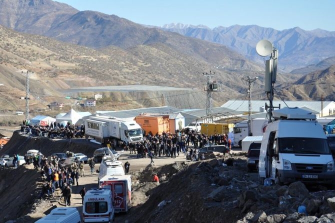 Göçük altındaki işçilere ‘şehid’ statüsü verilsin! 12