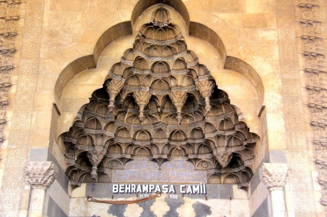 Behram Paşa Camii yaklaşık 500 yıldır ayakta duruyor 19