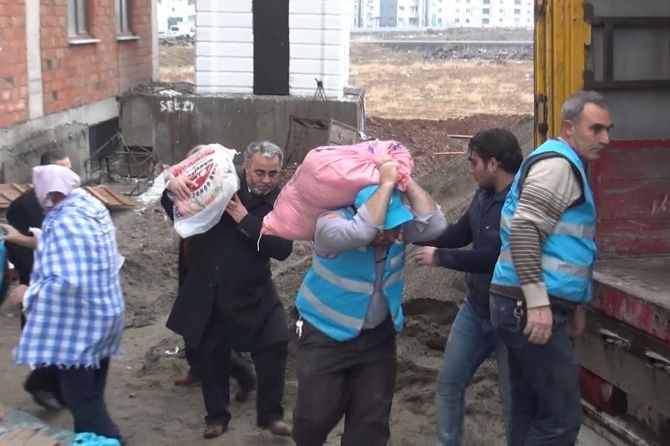 Diyarbakır Müftülüğünden Halep halkına yardım 8