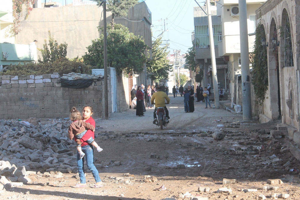 PKK, Nusaybinde 200'ü aşkın çukur kazdı 6