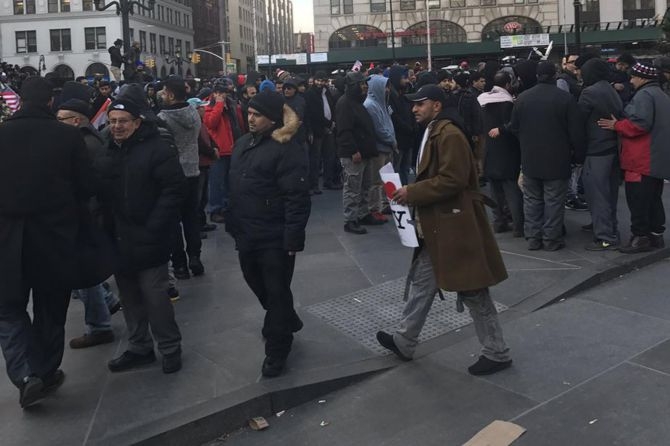 Müslümanlar New York'ta Trump'ı protesto etti 2