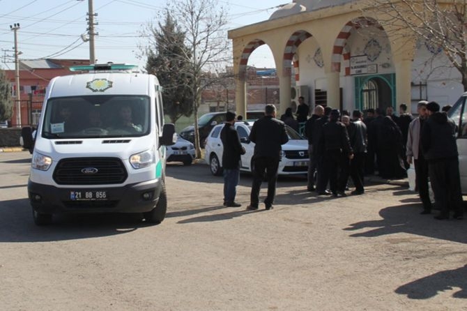 Annem bizi namaz ile yetiştirdi 11