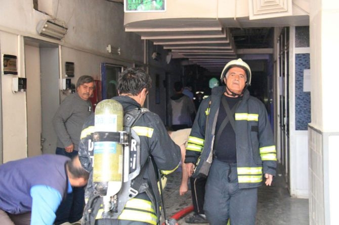 Dicle Üniversitesi Hastanesi yangını kontrol altına alındı 3