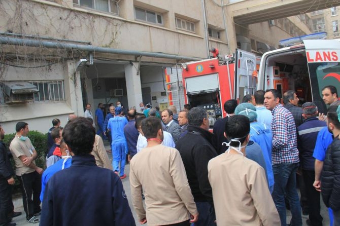 Dicle Üniversitesi Hastanesi yangını kontrol altına alındı 8