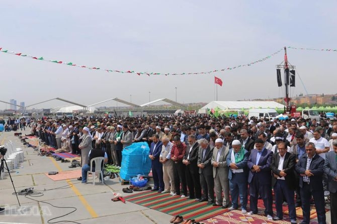 İstanbul Kutlu Doğum etkinliği büyük bir coşkuyla başladı 1