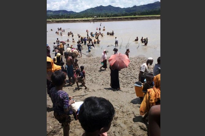 Arakan'da Müslümanlara yönelik soykırım ve katliamlar devam ediyor 6