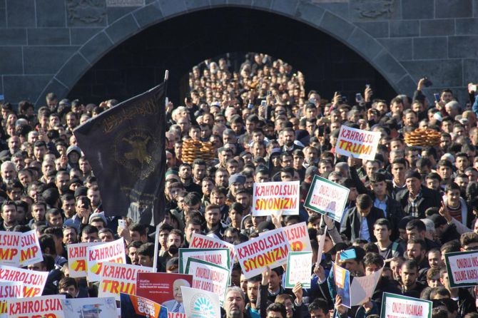 Diyarbakır'da 'Kudüs' İntifadası 18