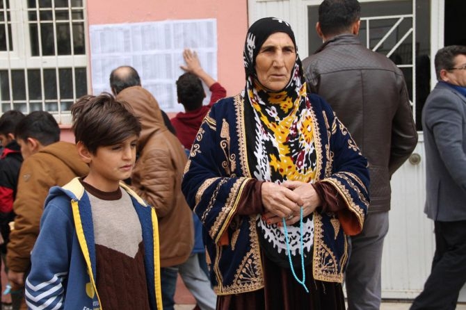 Türkiye genelinde Umre Ödüllü Siyer Sınavı yapıldı 23