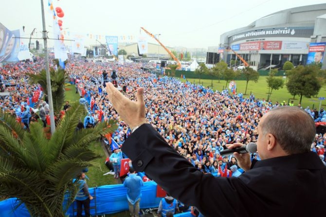 Erdoğan: "Biz sadece Allah'ın huzurunda eğildik" 15