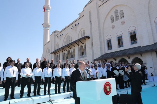 Erdoğan: "Camiler birlik ve beraberliğimizin çimentosudur" 12