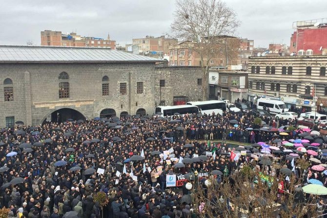 Diyarbakır'da siyonist şer planı telin edildi 1