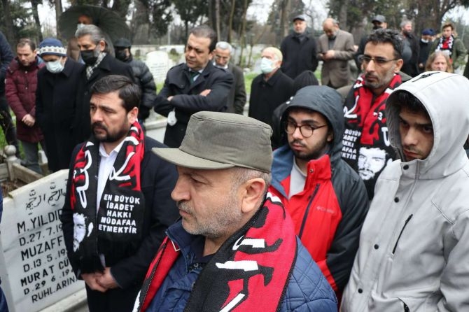 Metin Yüksel şehadetinin 43'üncü yıl dönümünde mezarı başında anıldı 4