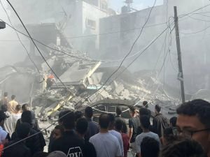 Siyonist işgal rejimi Han Yunus ve Nusayrat kamplarını bombaladı